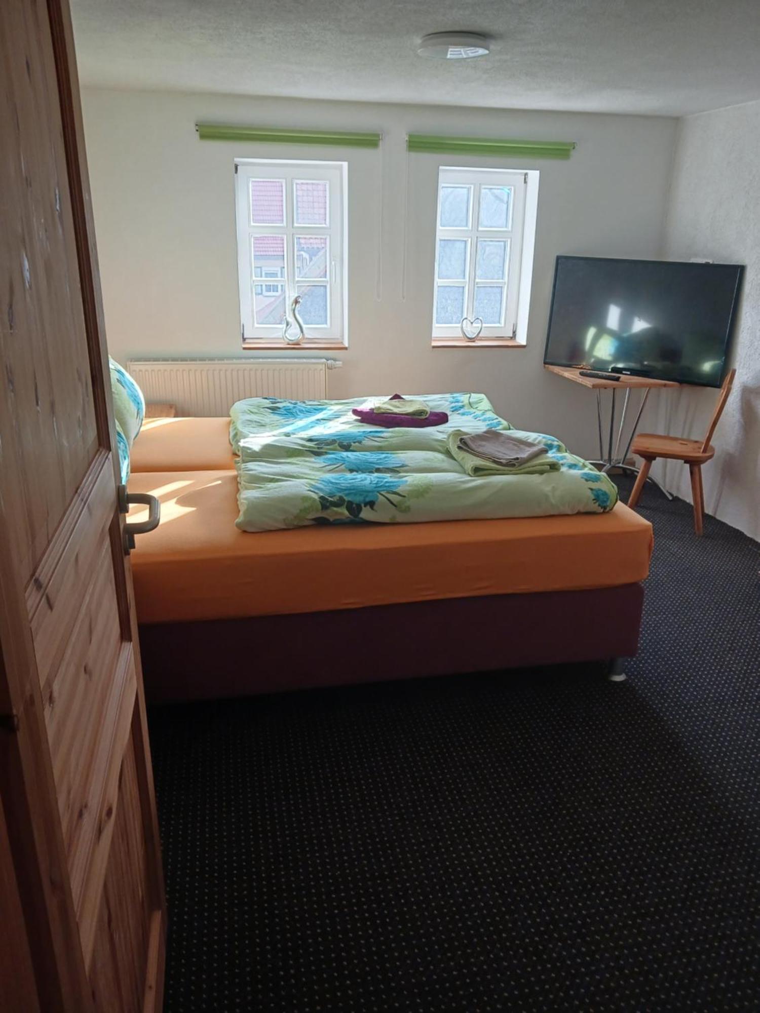 Ferienwohnung Leon Heldburg Bagian luar foto