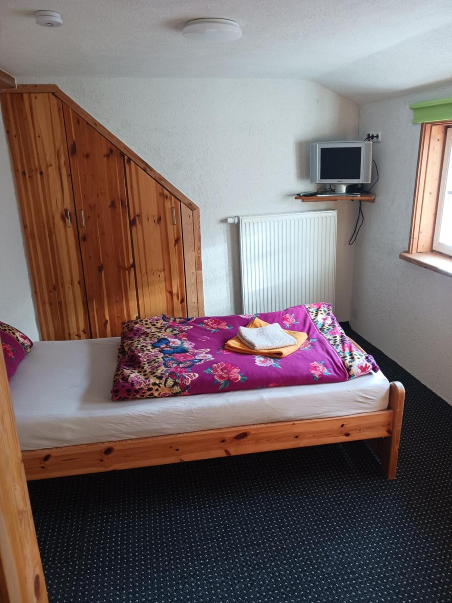Ferienwohnung Leon Heldburg Bagian luar foto