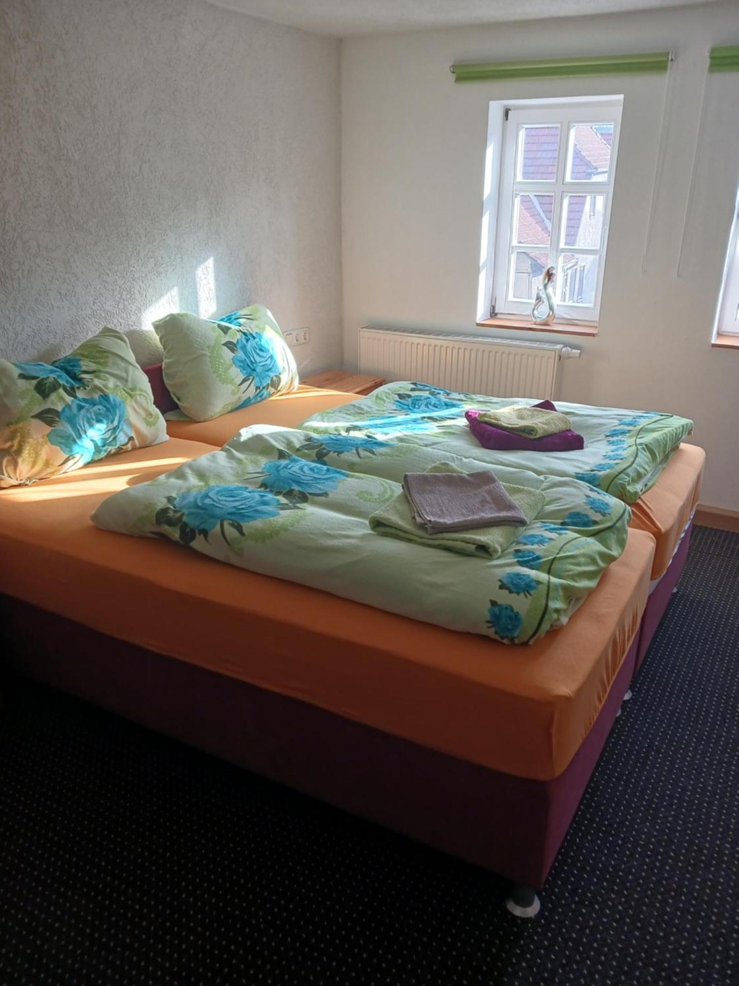 Ferienwohnung Leon Heldburg Bagian luar foto